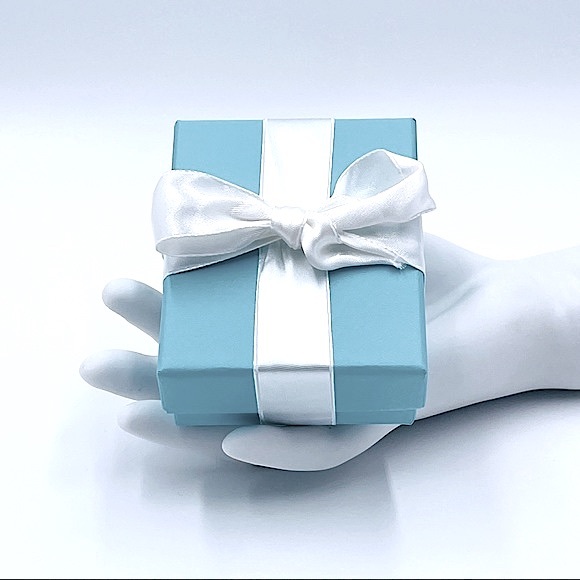 Tiffany & Co. RTT Blue Devil Heart Tag Cha… - Picture 7 of 8